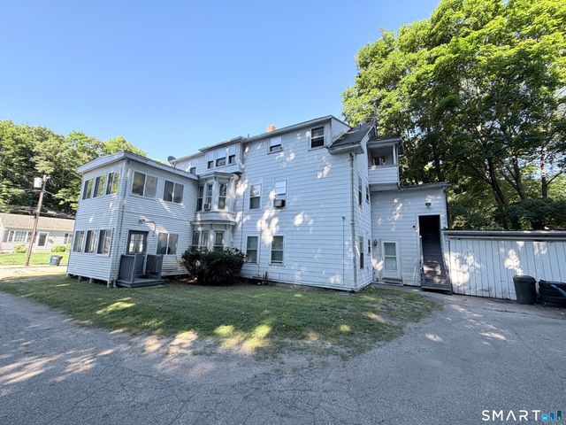 176 South Main Street, Putnam, CT 06260