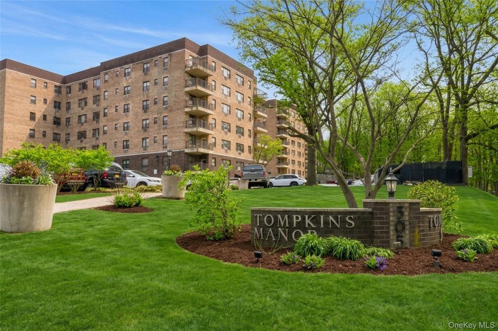 505 Central Avenue 618, White Plains, NY 10606
