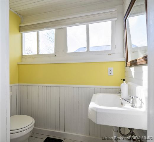 511 E Chestnut Street, Corydon, IN 47112