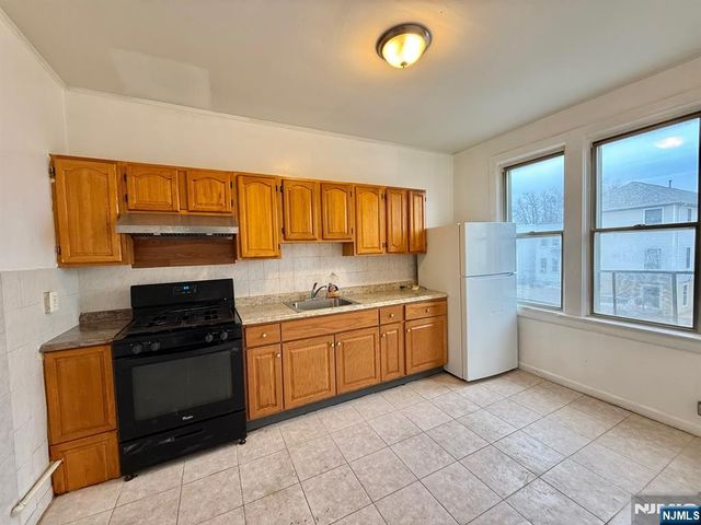 286 Boyd Avenue APT2, Jersey City, NJ 07304