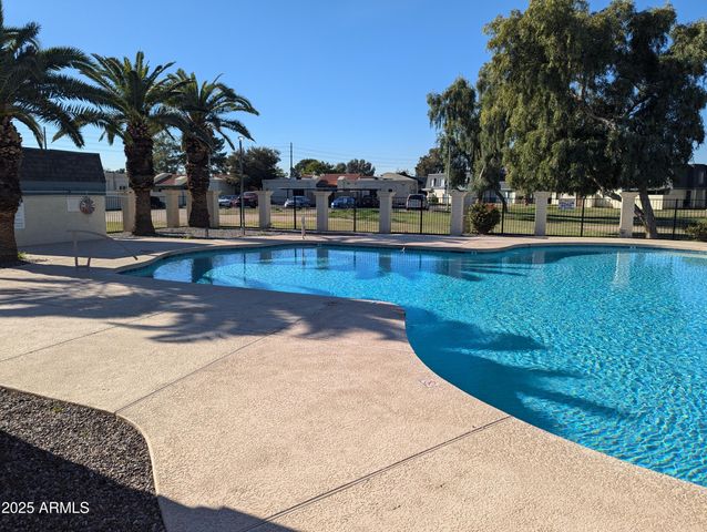 8112 N 32ND Drive, Phoenix, AZ 85051