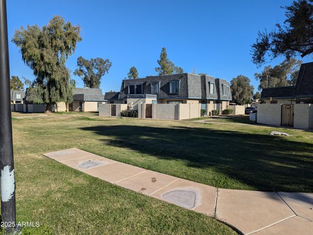 8112 N 32ND Drive, Phoenix, AZ 85051