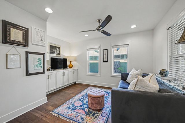 1764 Juliet Avenue, Saint Paul, MN 55105