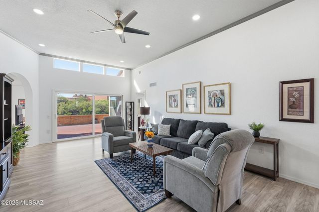 14277 N Copperstone Drive, Oro Valley, AZ 85755