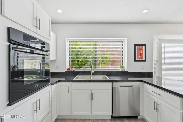 14277 N Copperstone Drive, Oro Valley, AZ 85755