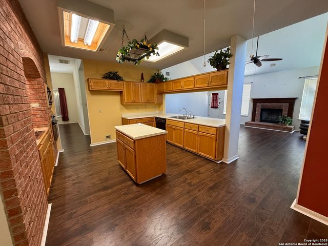 11806 Quailbrook, San Antonio, TX 78253