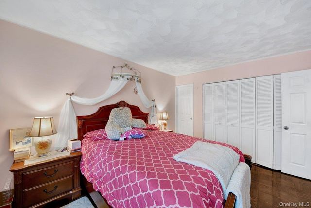 51 Lorraine Terrace 224, Mount Vernon, NY 10553