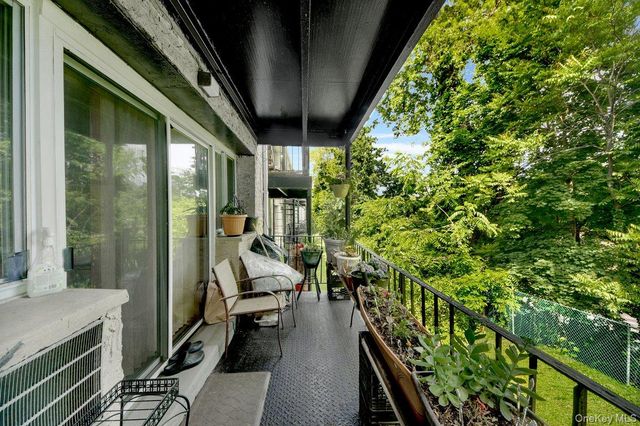 51 Lorraine Terrace 224, Mount Vernon, NY 10553
