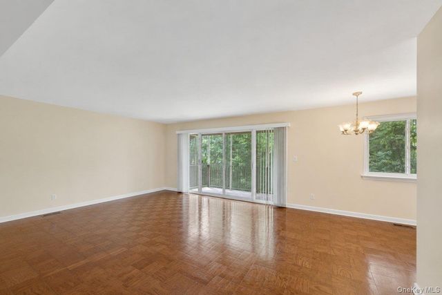 51 Lorraine Terrace 224, Mount Vernon, NY 10553