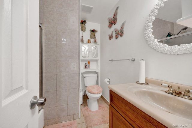 51 Lorraine Terrace 224, Mount Vernon, NY 10553