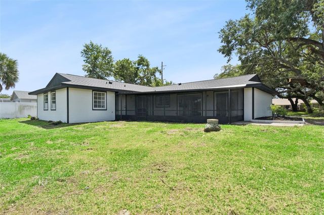 2661 ELLEN AVENUE, Kissimmee, FL 34744