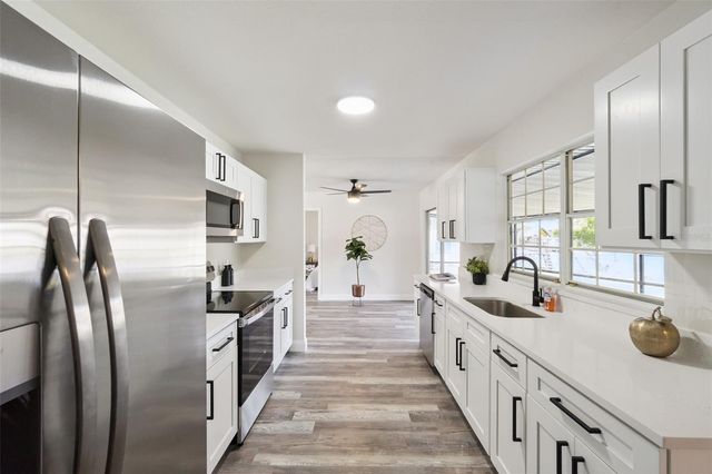 2661 ELLEN AVENUE, Kissimmee, FL 34744