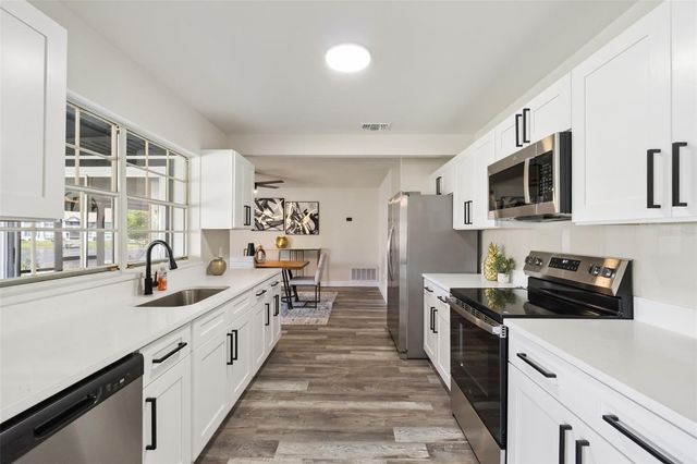 2661 ELLEN AVENUE, Kissimmee, FL 34744