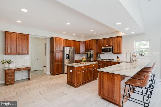 2320 QUEENSBURY DR, Fallston, MD 21047