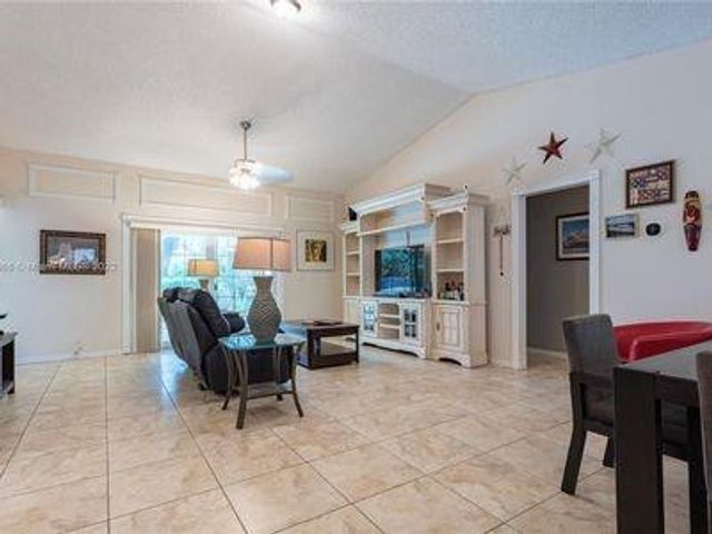 9080 NW 50th Court, Coral Springs, FL 33067