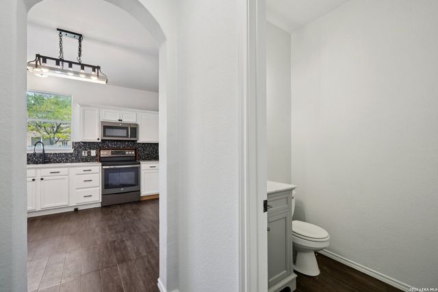 3410 ROB ROY ST, Seguin, TX 78155