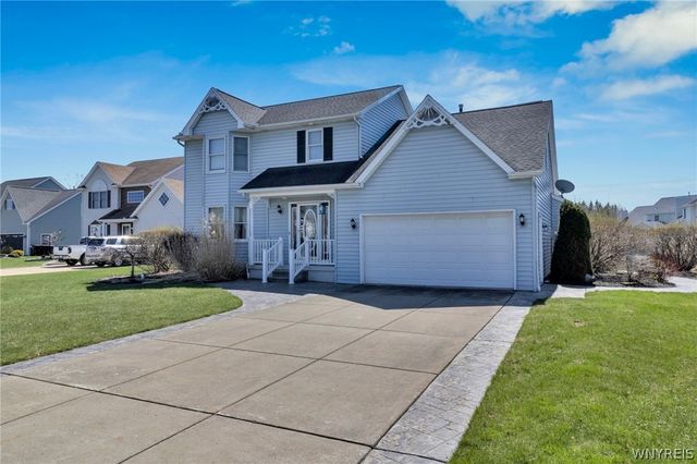 35 Sagebrush Lane, Lancaster, NY 14086