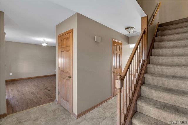 35 Sagebrush Lane, Lancaster, NY 14086