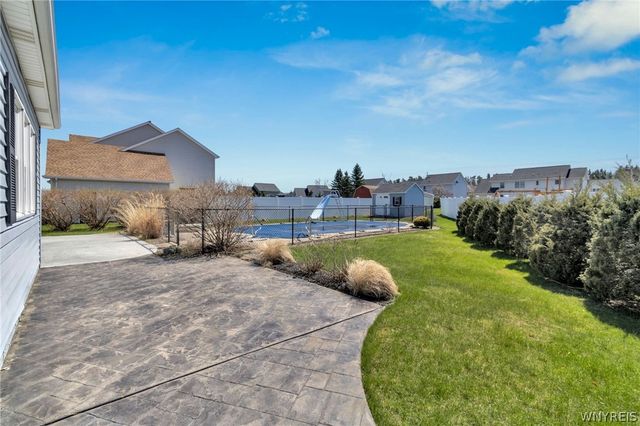 35 Sagebrush Lane, Lancaster, NY 14086
