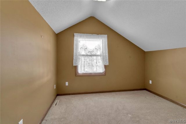 35 Sagebrush Lane, Lancaster, NY 14086