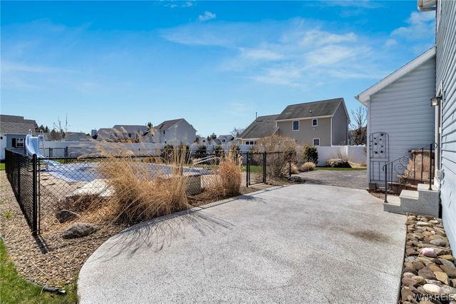 35 Sagebrush Lane, Lancaster, NY 14086