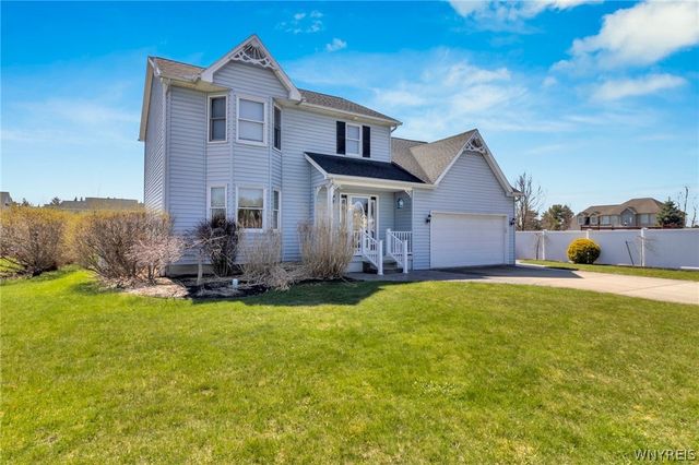 35 Sagebrush Lane, Lancaster, NY 14086