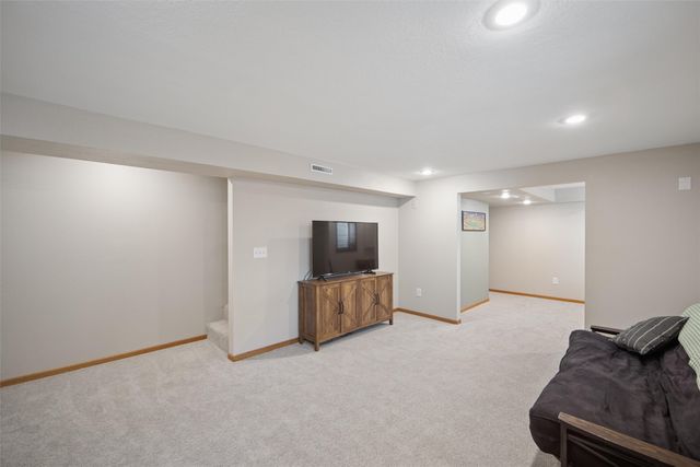 3814 Brookdale Avenue, Ames, IA 50010