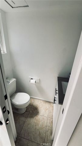 19778 Cambridge, Huntington Beach, CA 92646