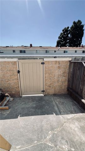 19778 Cambridge, Huntington Beach, CA 92646