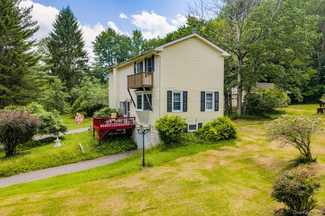 10 Hoffman Road, Fremont Center, NY 12741
