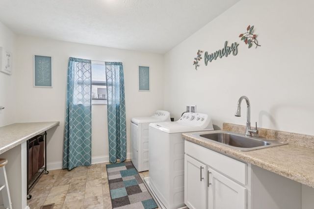 401 Pumpkin Patch LANE, Forward Twp, PA 16033