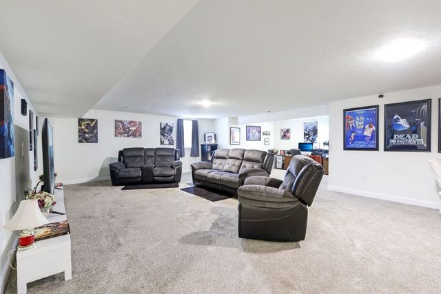 401 Pumpkin Patch LANE, Forward Twp, PA 16033