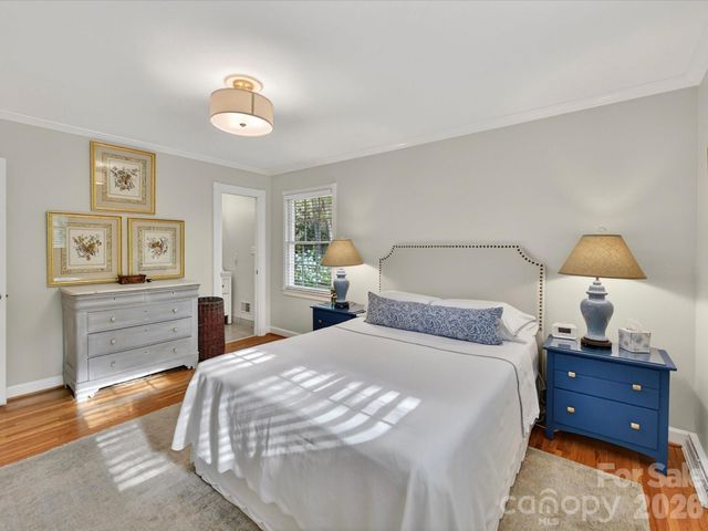 2818 Hinsdale Street, Charlotte, NC 28210