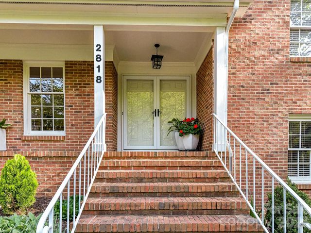 2818 Hinsdale Street, Charlotte, NC 28210