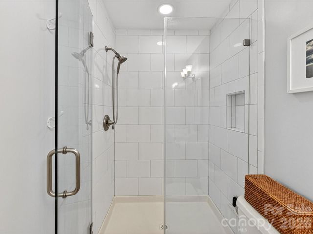 2818 Hinsdale Street, Charlotte, NC 28210