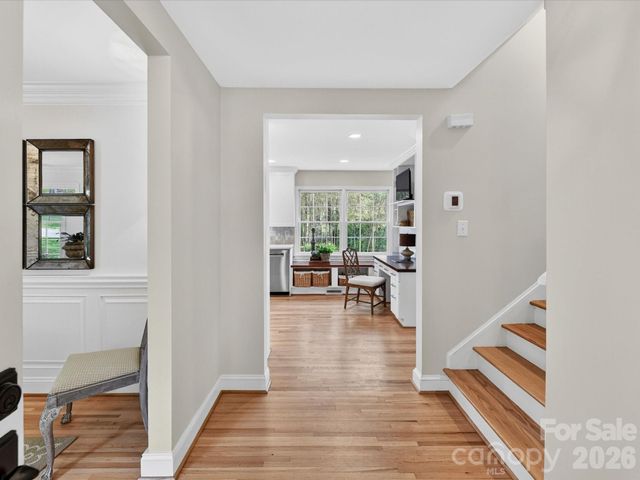 2818 Hinsdale Street, Charlotte, NC 28210