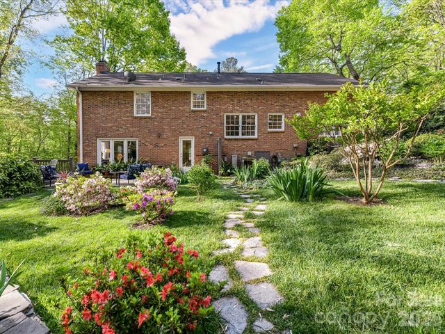 2818 Hinsdale Street, Charlotte, NC 28210