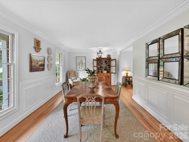 2818 Hinsdale Street, Charlotte, NC 28210