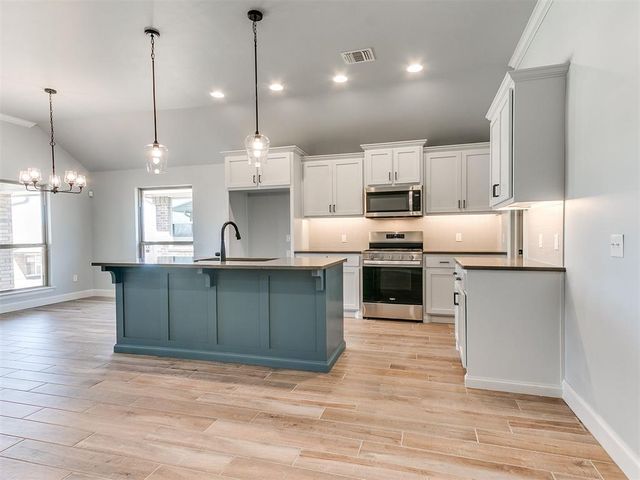 4149 Overlook Pass, Edmond, OK 73025