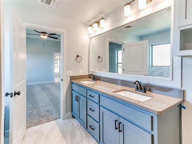 4149 Overlook Pass, Edmond, OK 73025