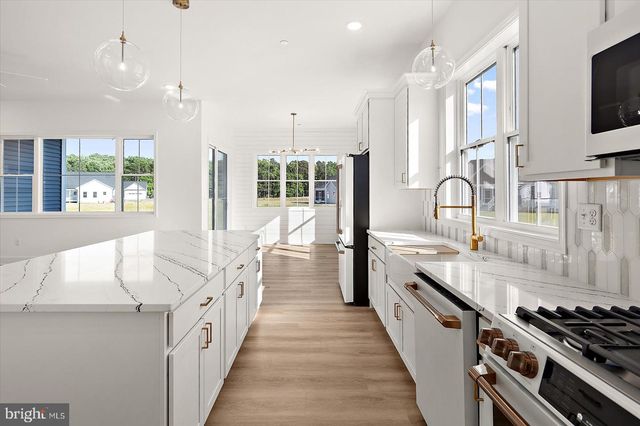 75 KING RICHARD RD, Berlin, MD 21811