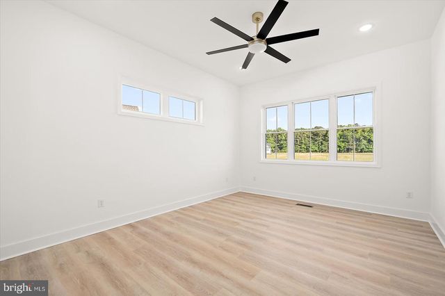 75 KING RICHARD RD, Berlin, MD 21811