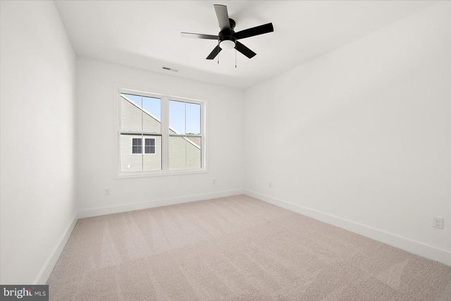 75 KING RICHARD RD, Berlin, MD 21811