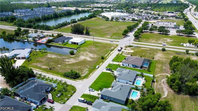 505 SW 31st PL, Cape Coral, FL 33991