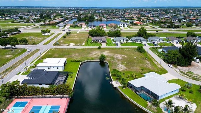 505 SW 31st PL, Cape Coral, FL 33991