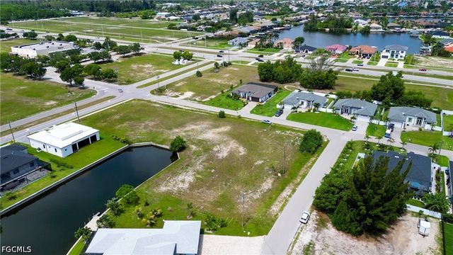 505 SW 31st PL, Cape Coral, FL 33991