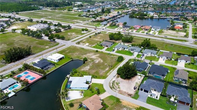 505 SW 31st PL, Cape Coral, FL 33991