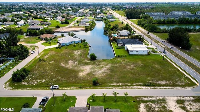 505 SW 31st PL, Cape Coral, FL 33991