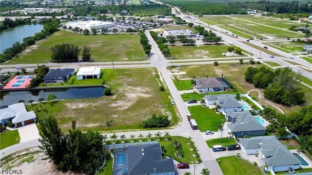 505 SW 31st PL, Cape Coral, FL 33991