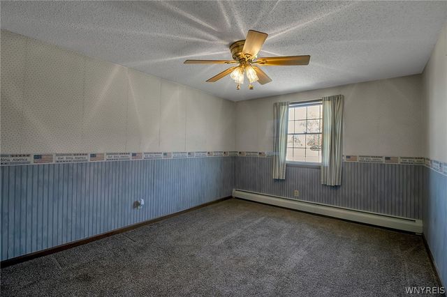 4 Windtree Lane, West Seneca, NY 14224